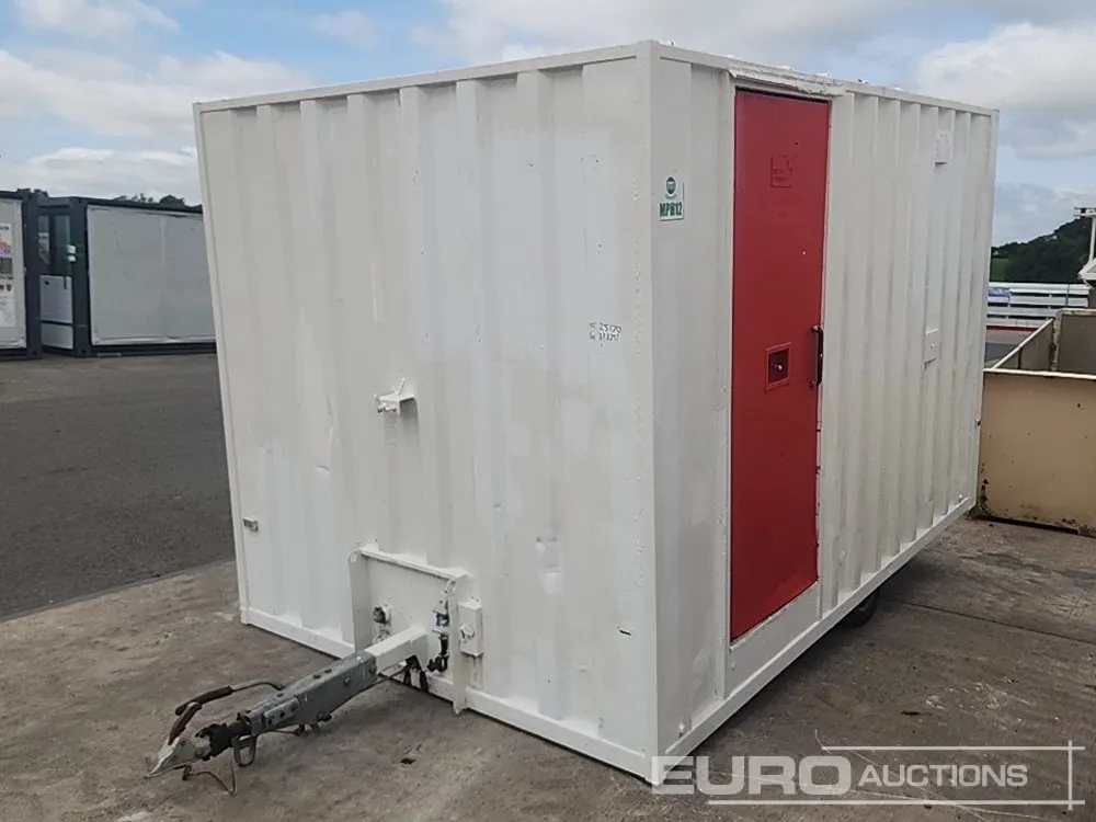 12' x 7' 6" Single Axle Welfare Unit, Canteen, Toilet, Generator, Drying Room (Keys in Office)
