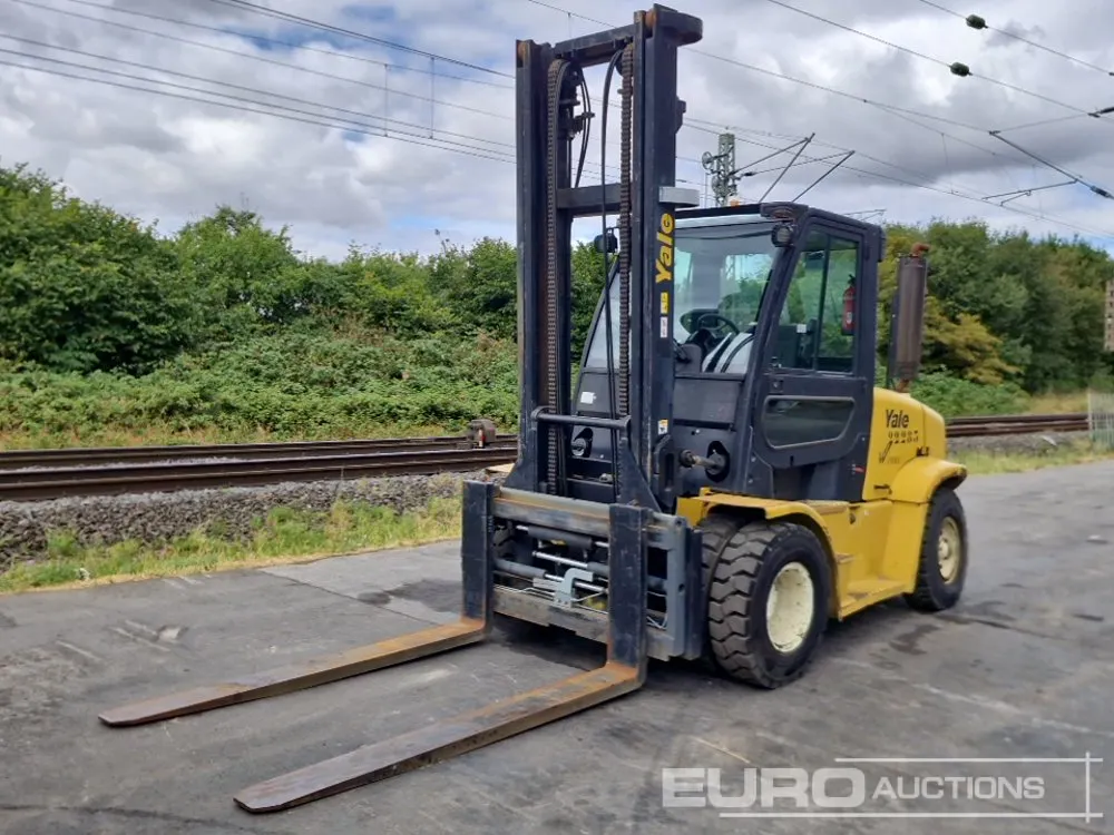2010 Yale GP60VX, 6 Ton Diesel Forklift, 2 Stage Mast, Side Shift, Fork Positioner, Forks (No Drive)