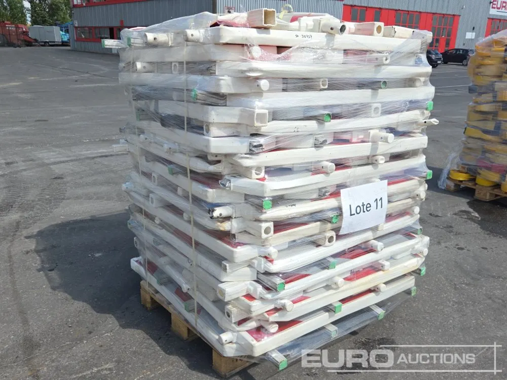 Construction Site Beacons (100 of)