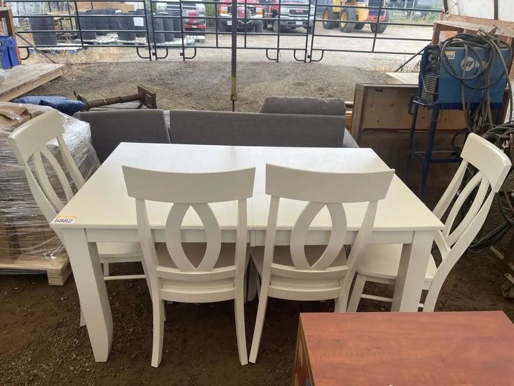 Table & Chair Set