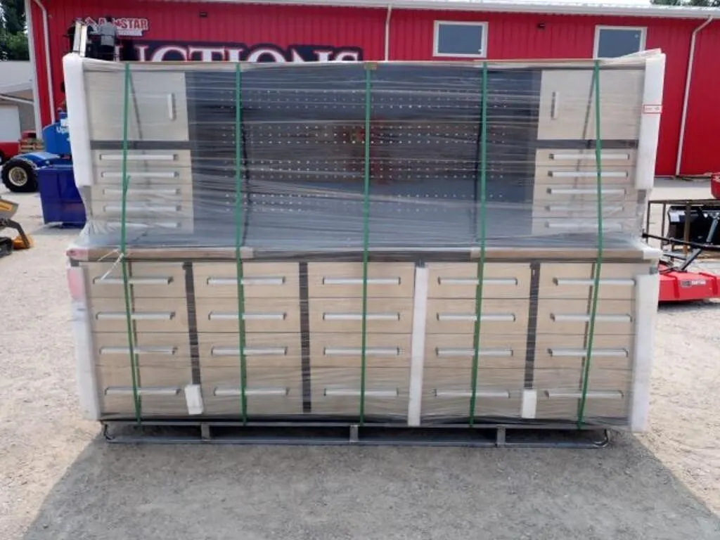 UNUSED Steelman 10 Ft Garage Cabinet Work Bench