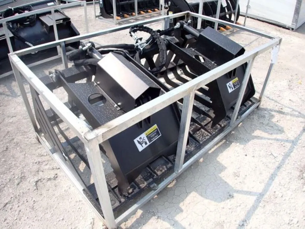 UNUSED Greatbear Rock Grapple 72 In. Bucket