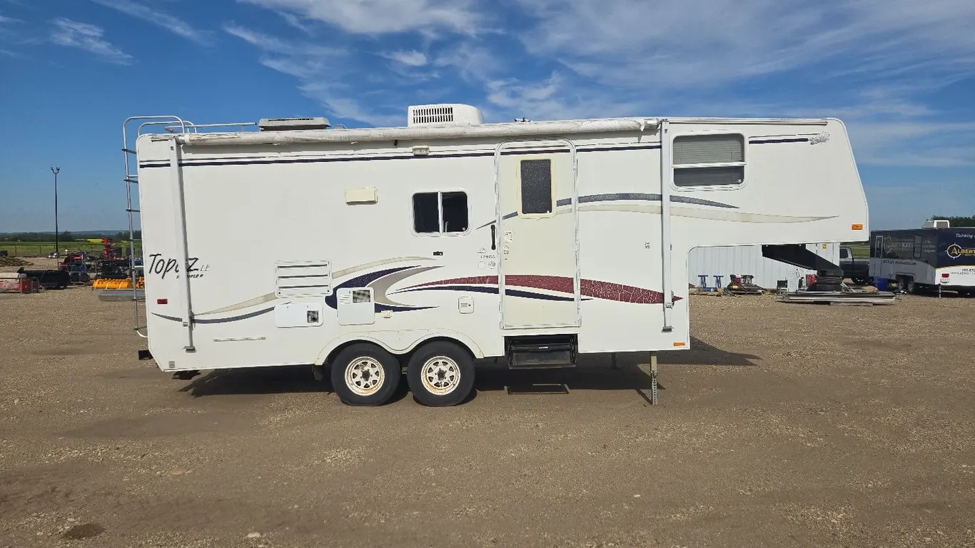 2004 Topaz Triple E 24 Foot RV Trailer