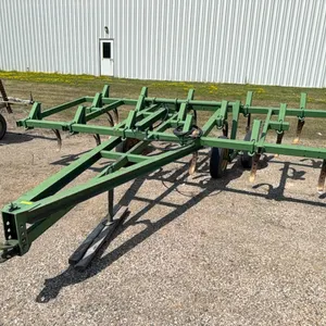 16’ John Deere Chisel Plow w/ Walking Tandems