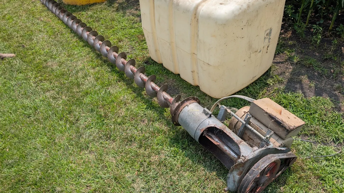 UNLOAD AUGER