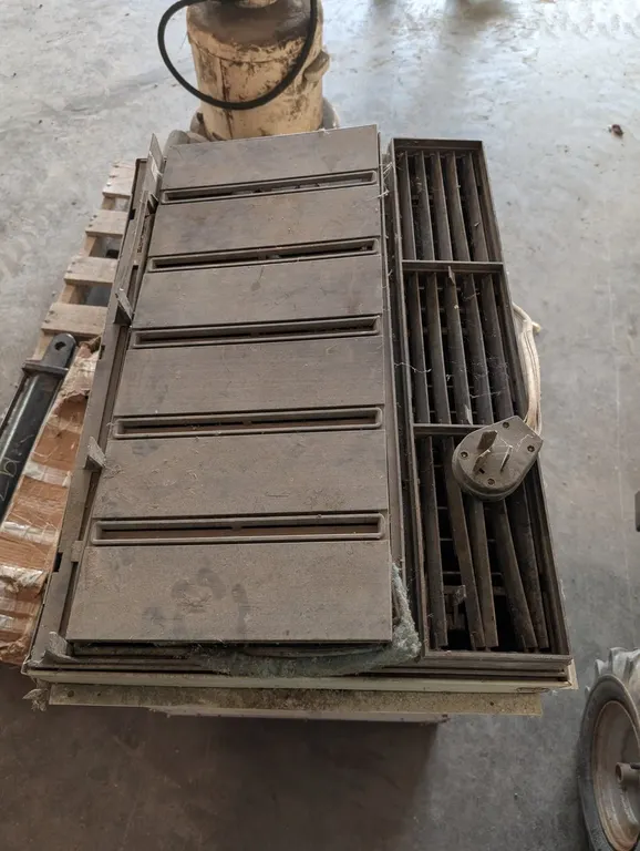 AIR CONDITIONER