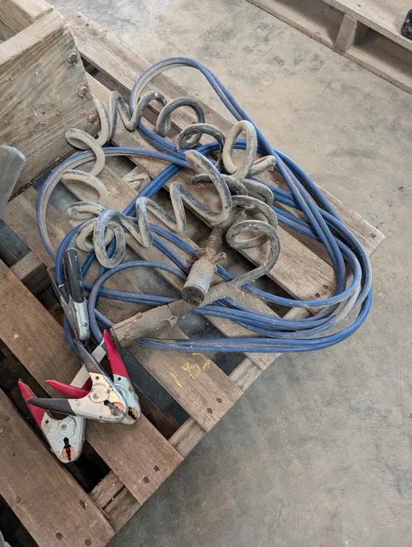 JUMPER CABLES