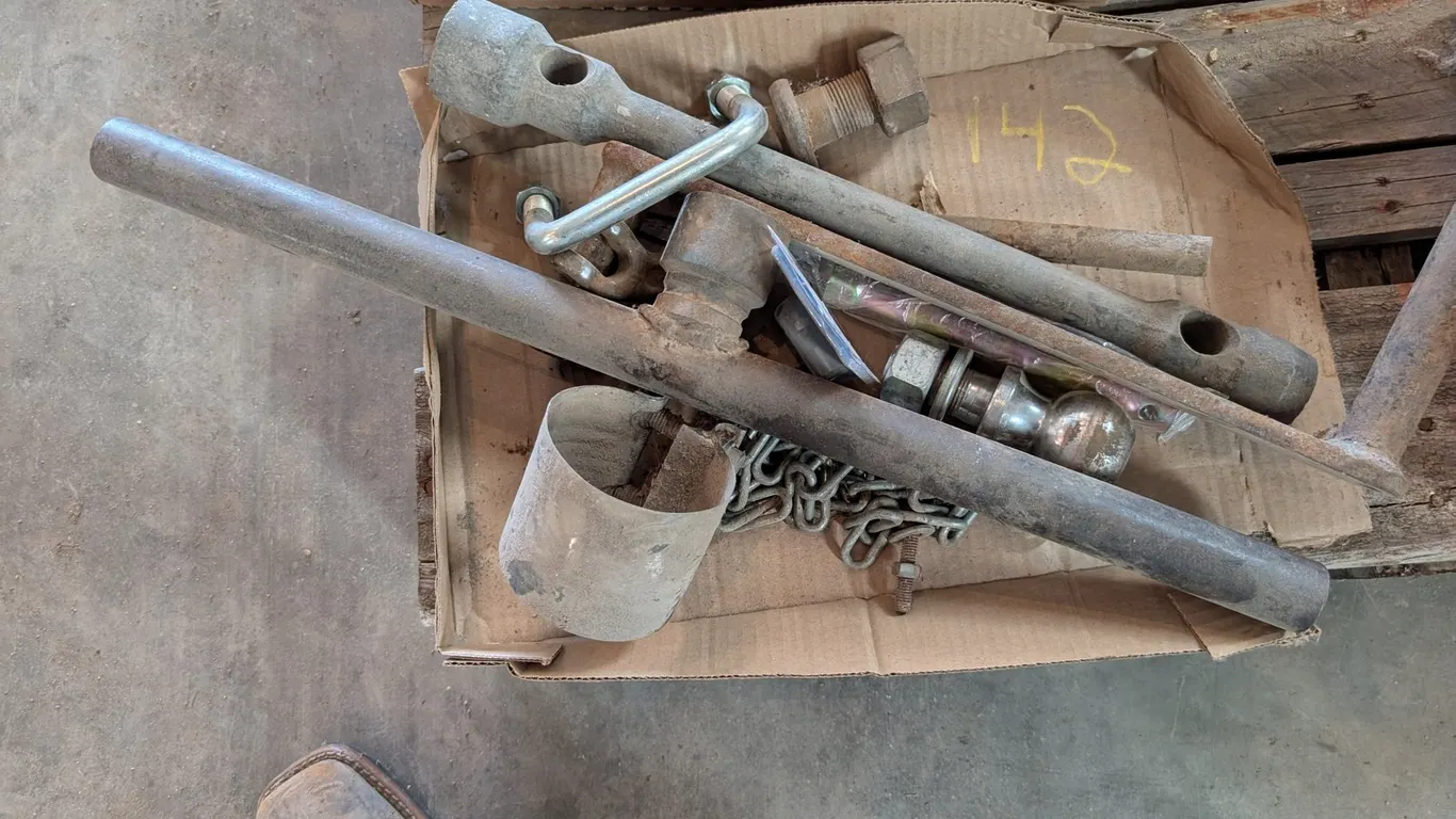 WRENCHES/MORE