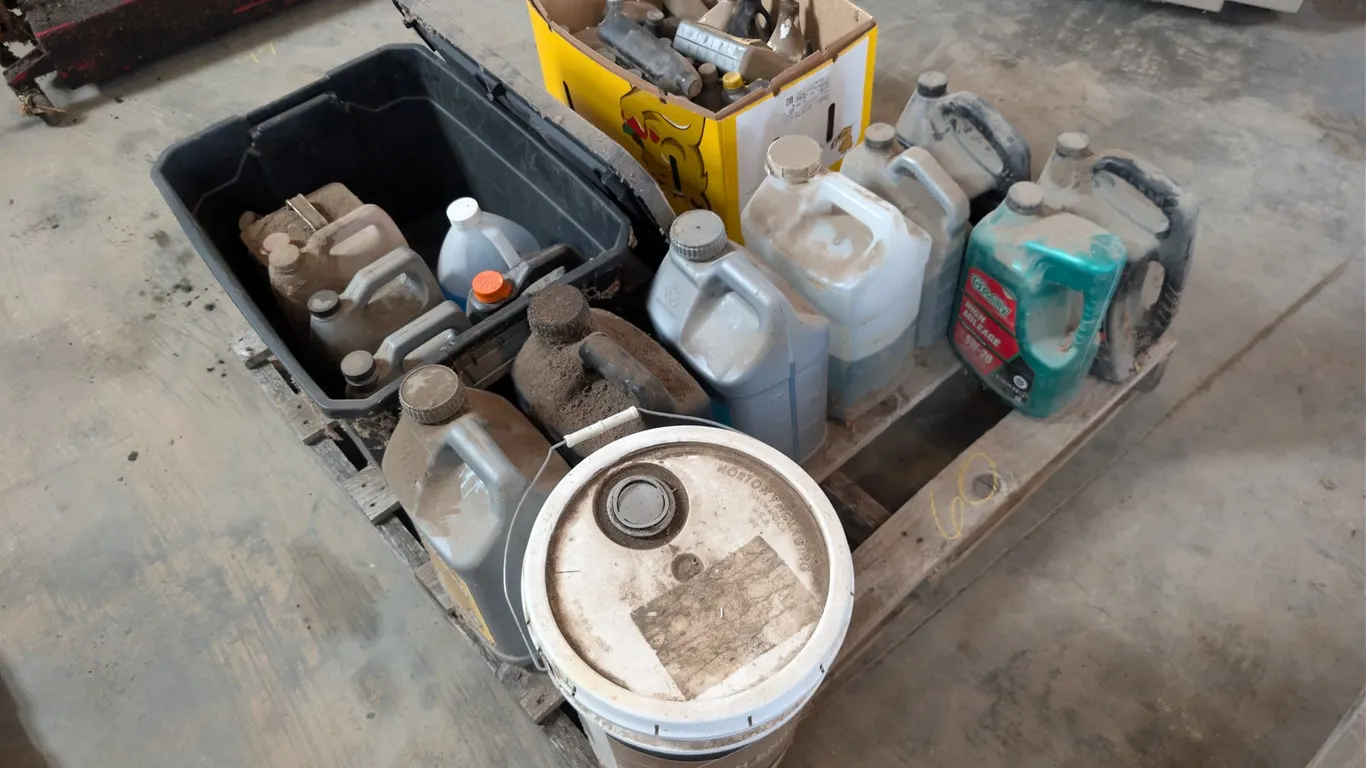 OILS/FLUIDS