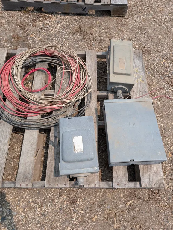 WIRE/DISCONNECTS