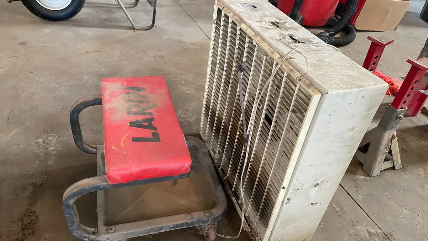 FAN/STOOL