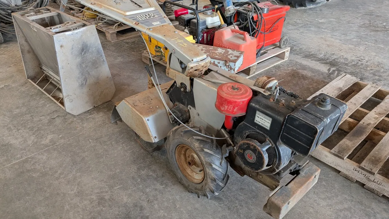 REAR TINE TILLER