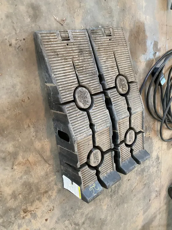 CAR RAMPS
