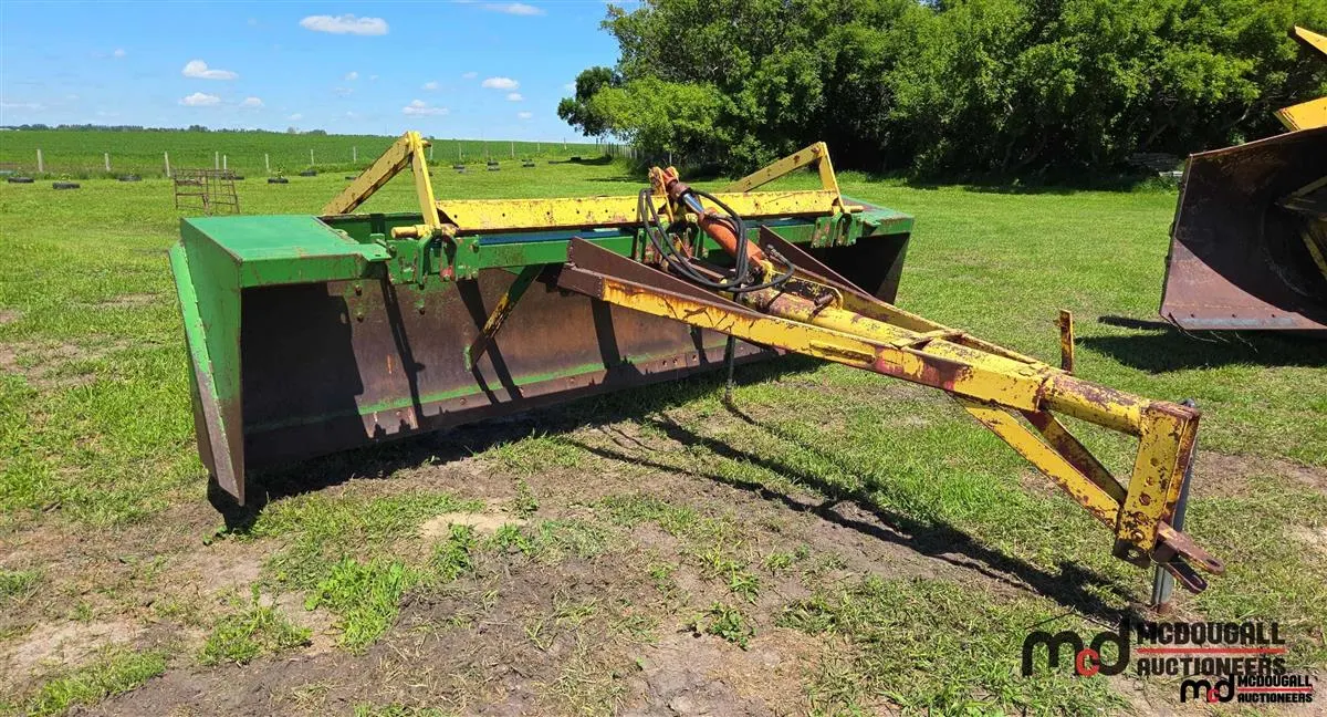 Pull-Type Hydraulic Land Scraper
UNRESERVED