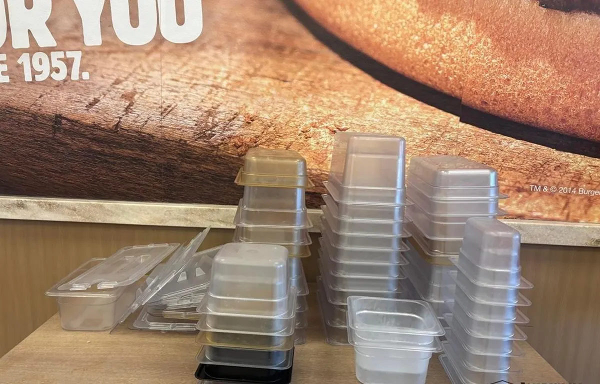 Assorted Plastic Food Pans & Lids
UNRESERVED