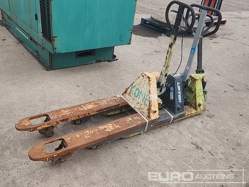 Pallet Truck (3 of)