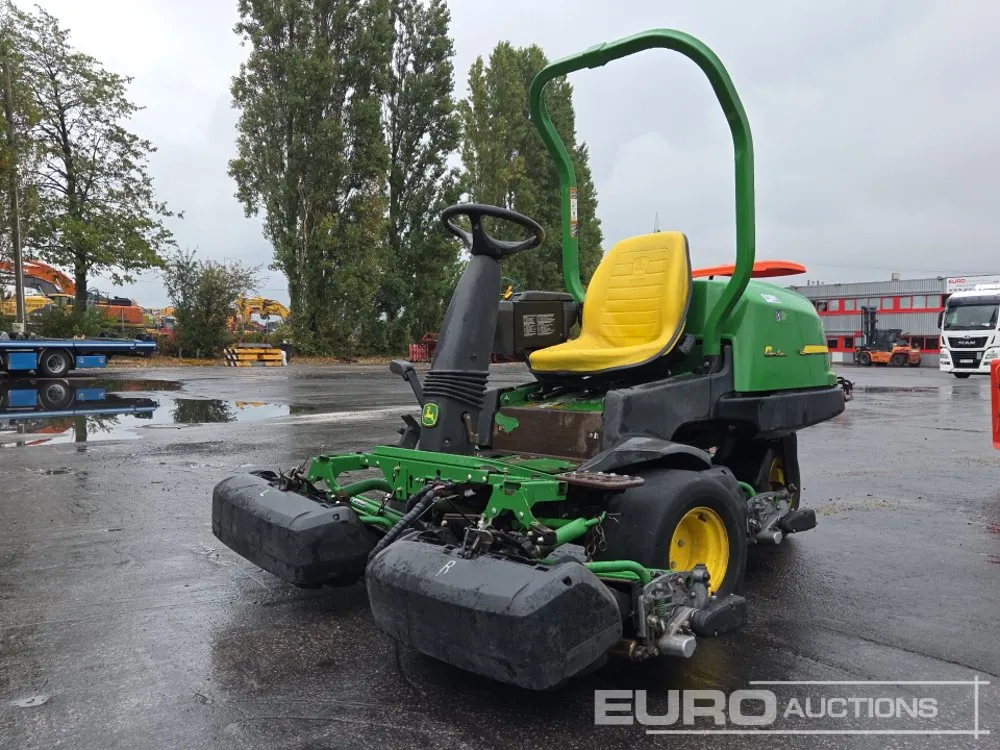 John Deere 2500E