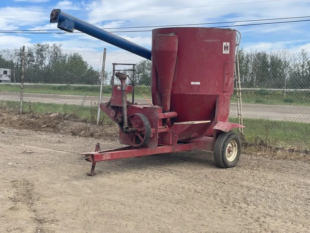 International 1150 Mixing Mill