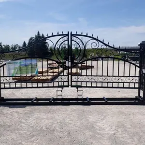 UNUSED (1) Set Of 20 Ft Iron Gate