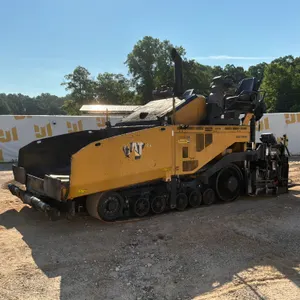 2018 CATERPILLAR AP1055F CRAWLER ASPHALT PAVER SN: CATAP105PTJ500738