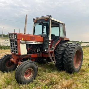 OFFSITE - 1086 International Tractor with duals
