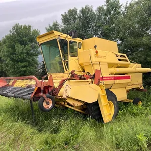 OFFSITE - New Holland 1500 Combine with pickup