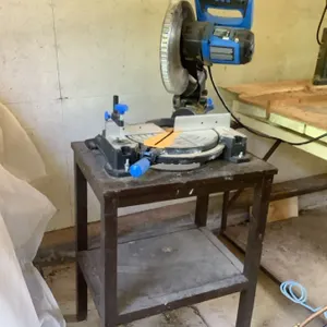Mastercraft 10" compound mitre saw, working