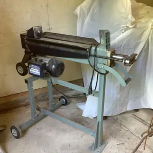 King Canada 20" log splitter, working
