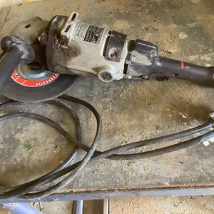 B&D 7" heavy duty angle sander