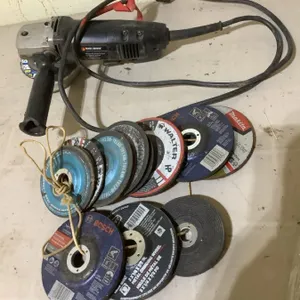 B&D 4" angle grinder, working, cutting discs
