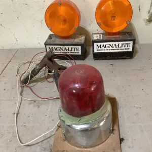 Magna light, NOT working - probably needs charging, beacon light