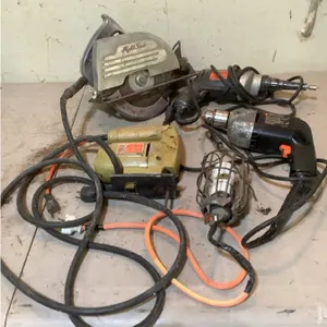 B&D drywall drill, variable speed drill, jigsaw, trouble light, Mall Saw circular saw, all working