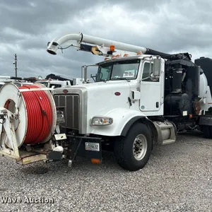 2016 Peterbilt 365 sewer jetter truck