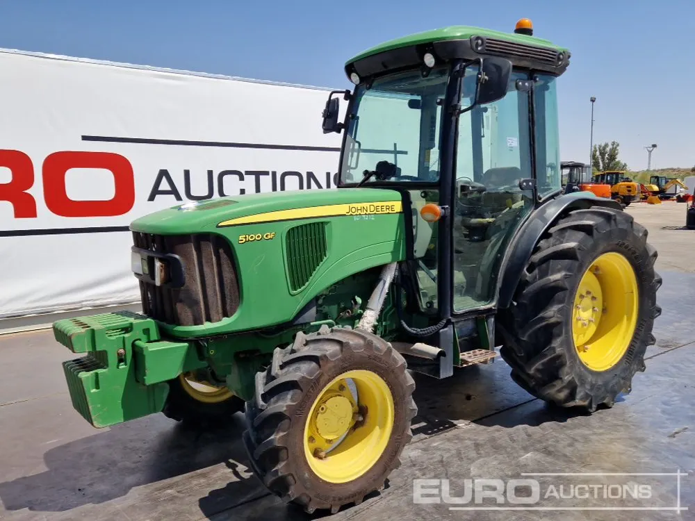 2015 John Deere 5100GF 4WD