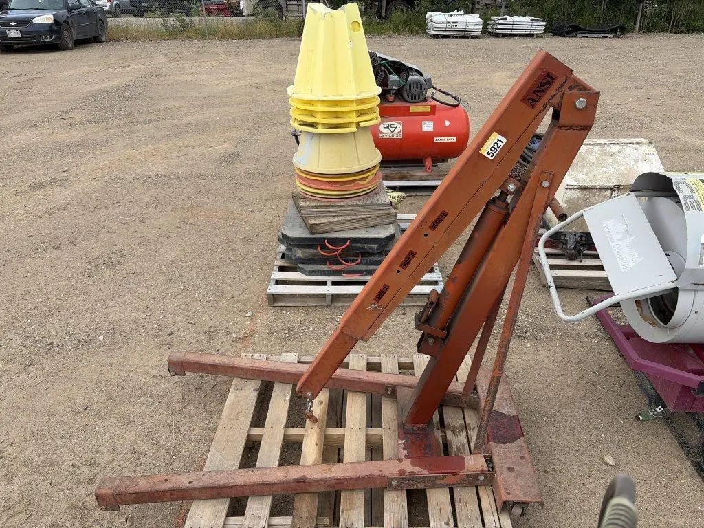 Arcan 4000 Lb Mobile Crane