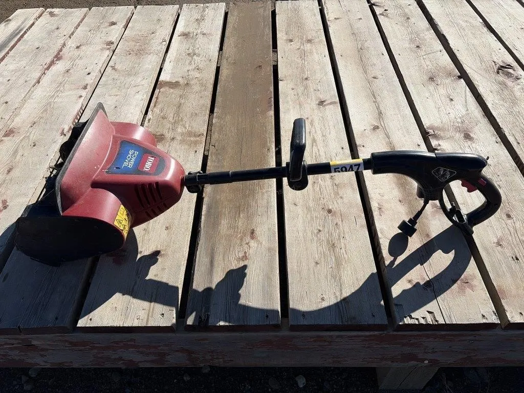 Toro Electric Power Shovel