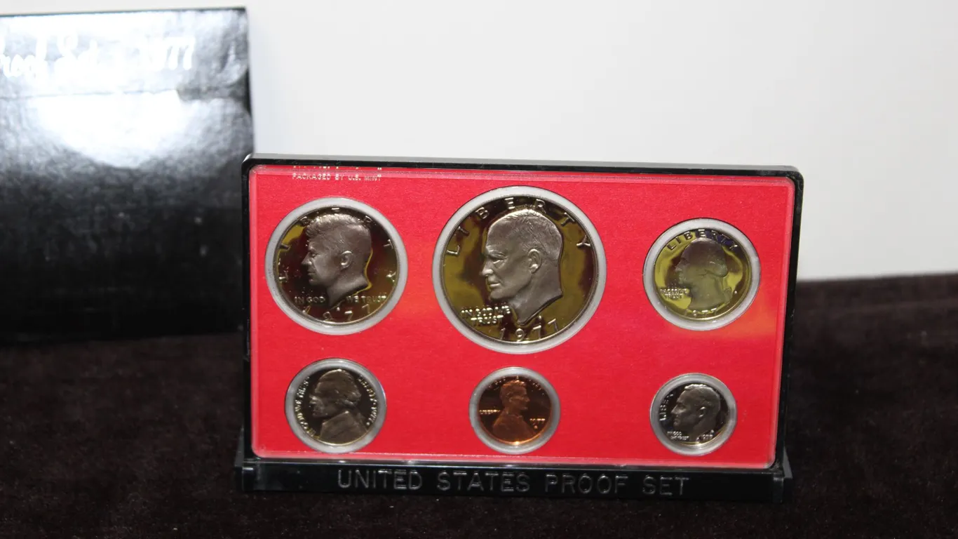 1977 U.S. Mint Proof Set