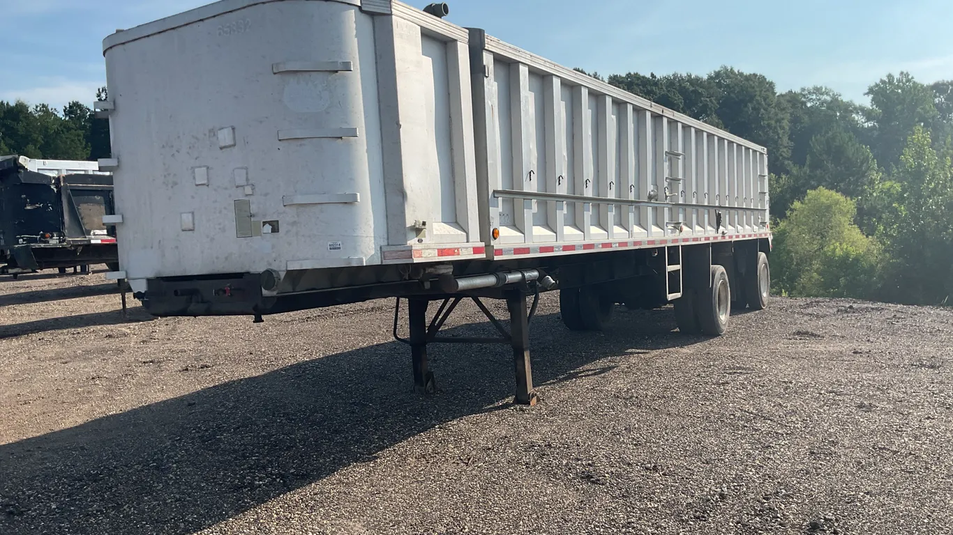 2000 SUMMIT TRAILERS 36' ALUMINUM DUMP TRAILER VIN: 1S8AD3528Y0010268