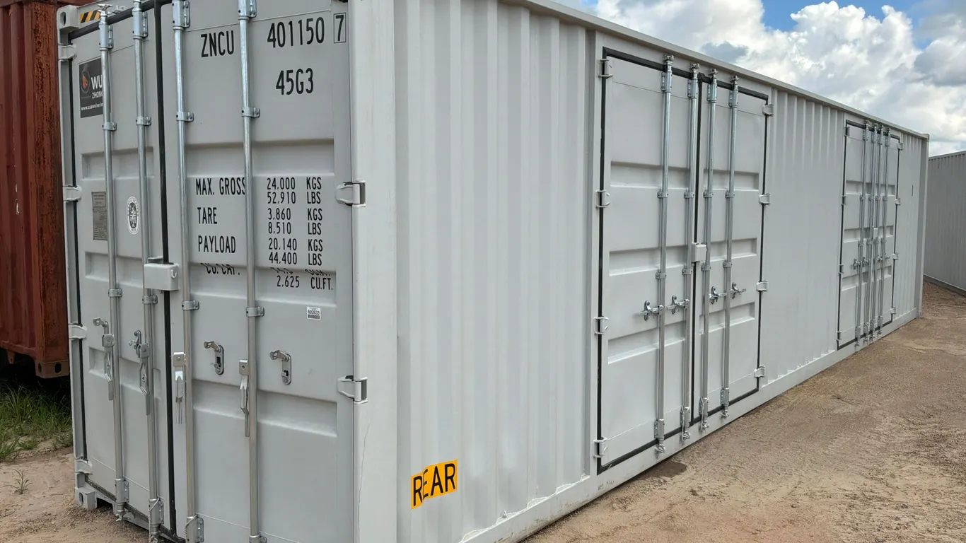 40' CONTAINER SN: ZNCU4011507