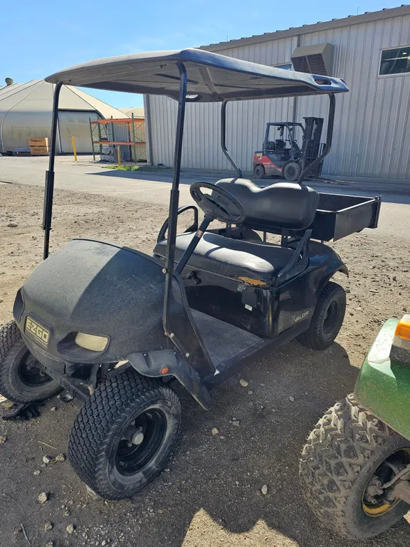 EZ GO VALOR SN: 3531336 2-SEATER GOLF CART
