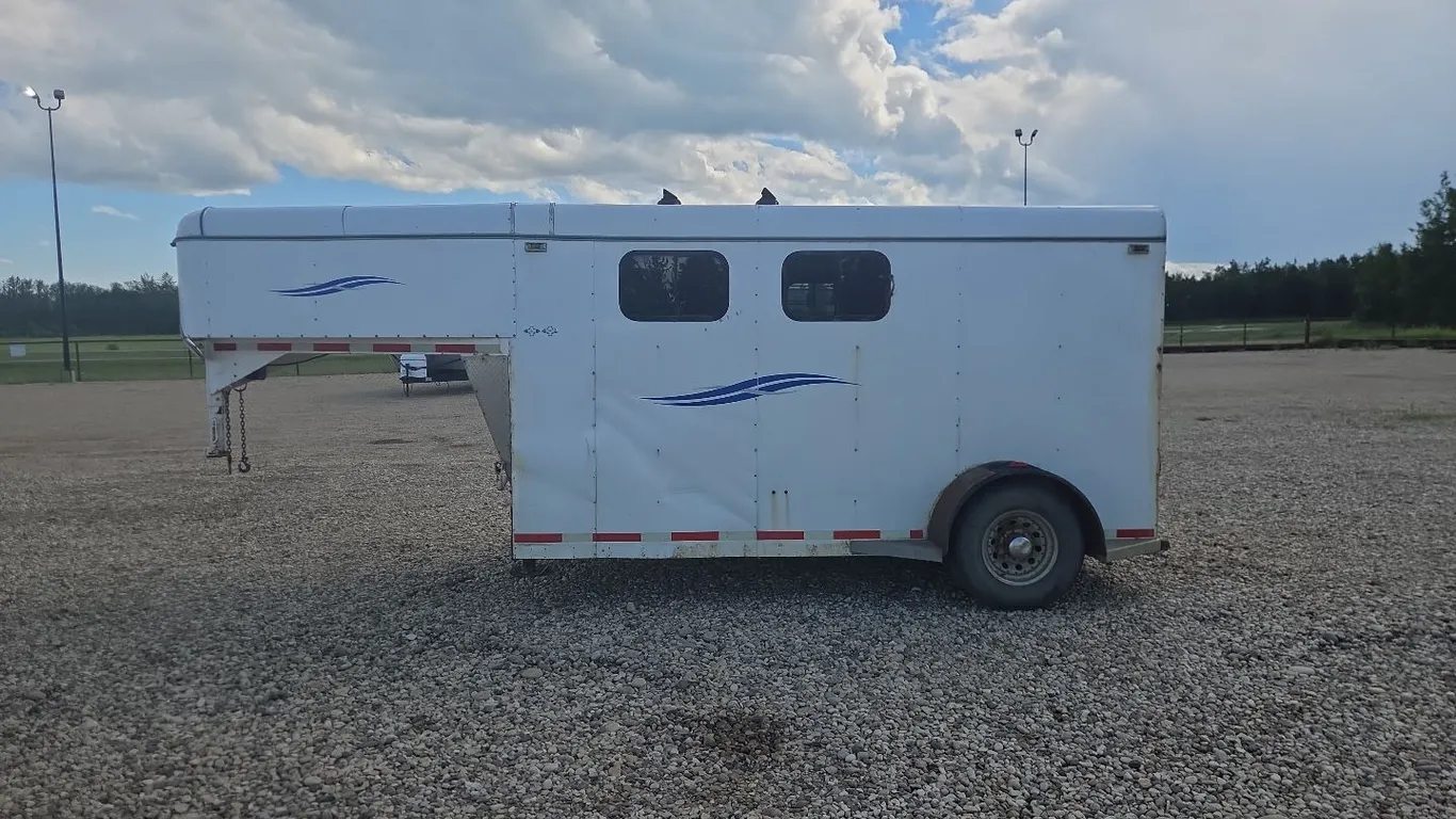 2- Horse Gooseneck Trailer