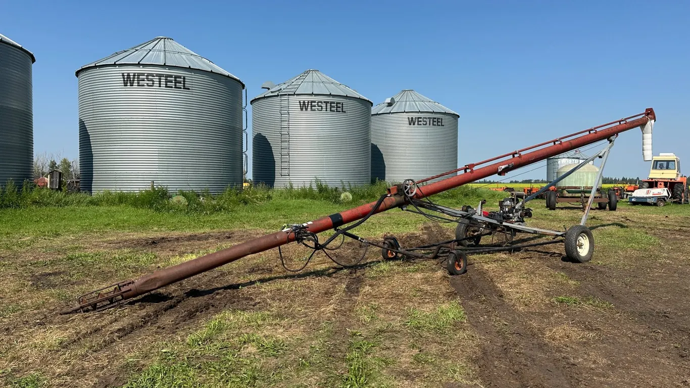 Sakundiak HD8-1400 Auger w/ Mover