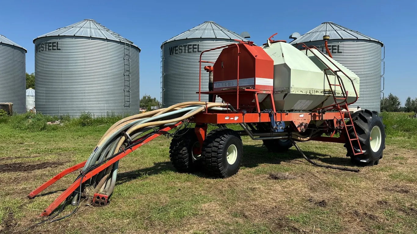 Morris 7042 Seed Cart