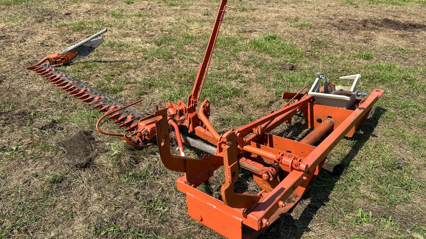 6' Allis-Chalmers Sickle Mower