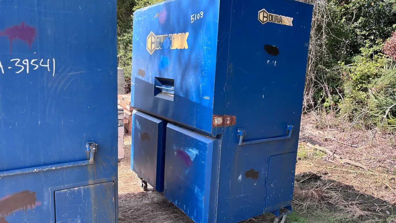KNAACK JOBSITE BOXES WITH MISCELLANEOUS ITEMS