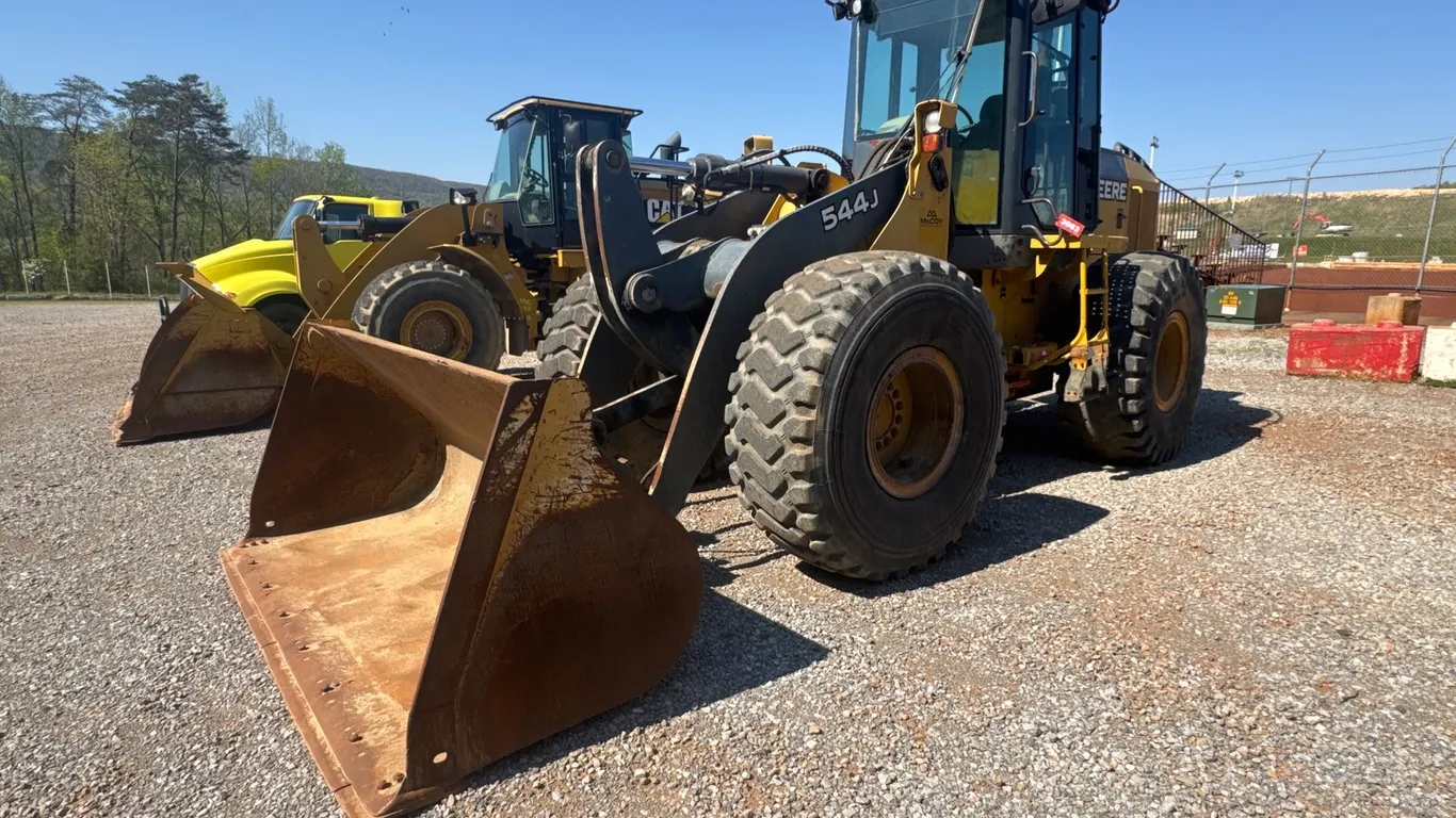 2005 Deere 544J Wheel Loader