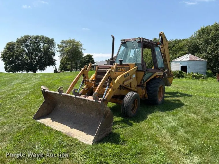 1986 Case 580 Super E backhoe