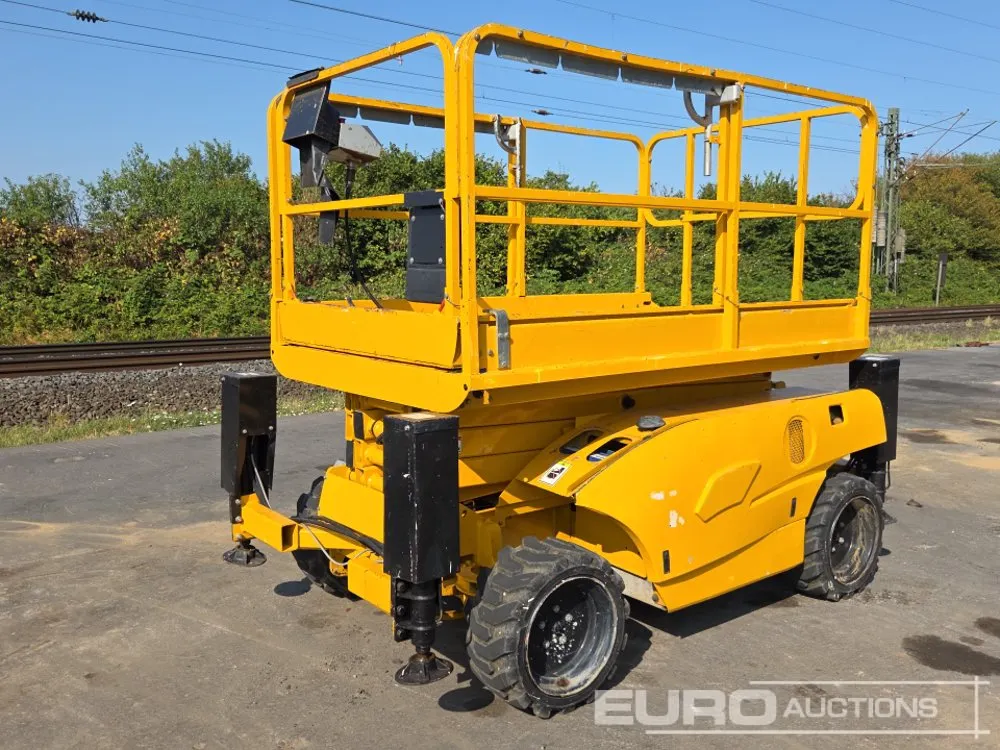 2012 Haulotte Compact 10DXNT