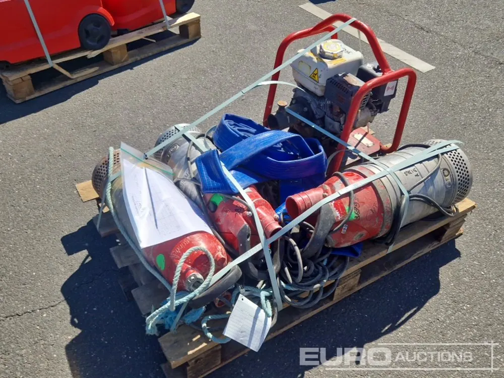 Mobile Water Pump, Submersble Water Pumps (3 of)