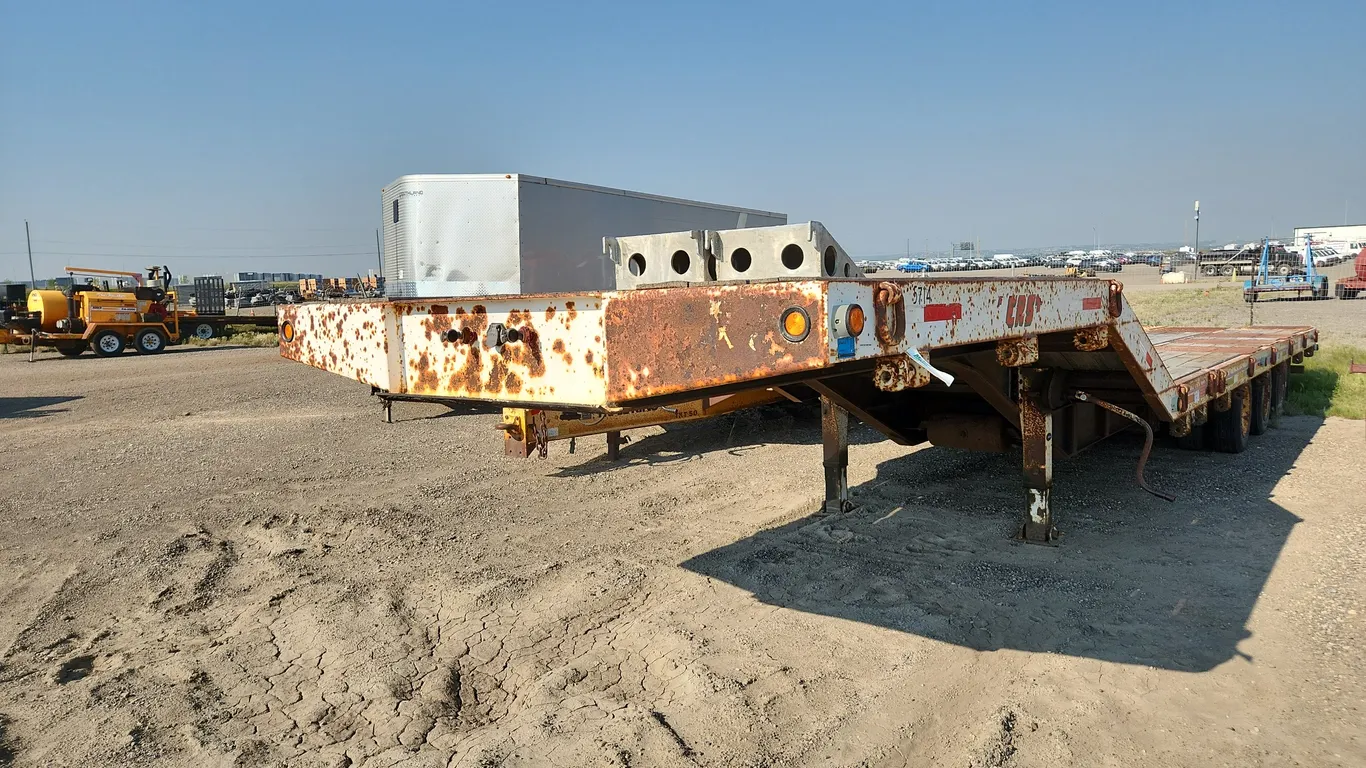 2010 Interstate Trailers TRI/A 40 5th Wheel Equipment Trailer